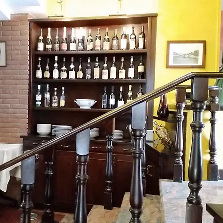 Le Stanze Del Conte 3* Santa Giuletta